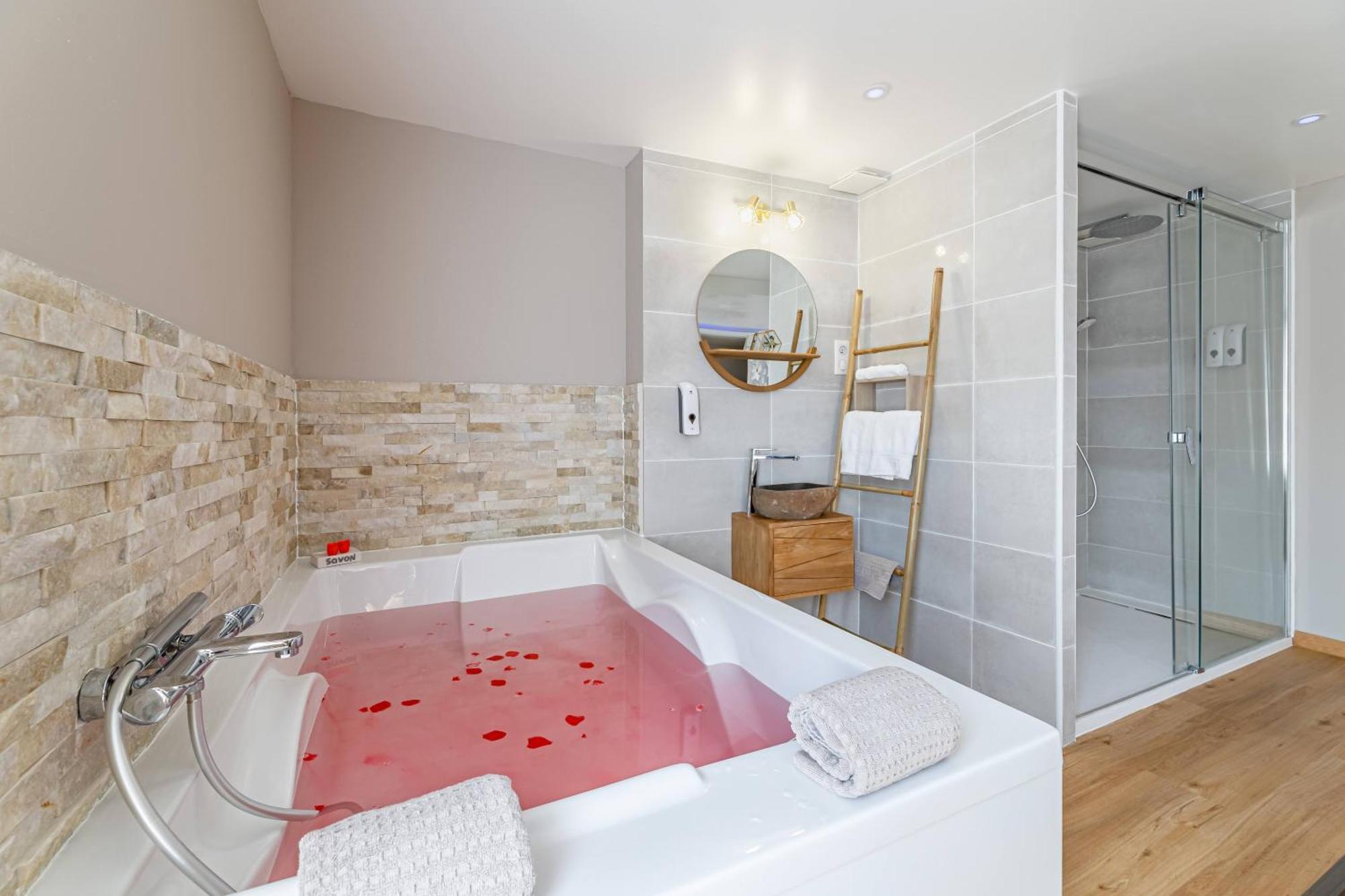 Studio Love Room Spa Baignoire Double La Ciotat Centre Port Dış mekan fotoğraf