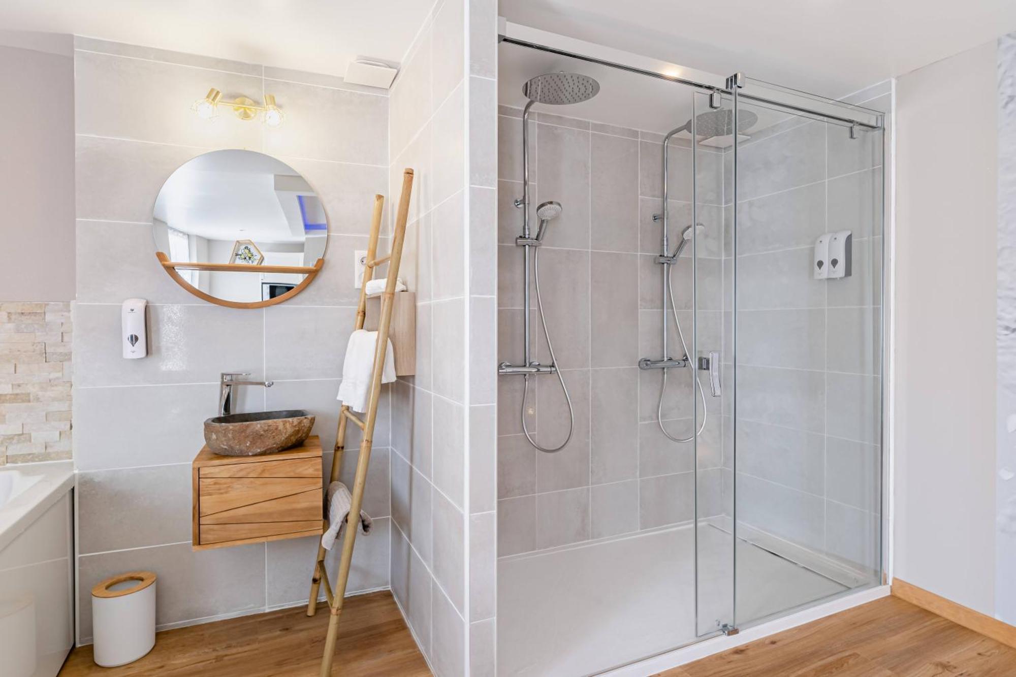 Studio Love Room Spa Baignoire Double La Ciotat Centre Port Dış mekan fotoğraf