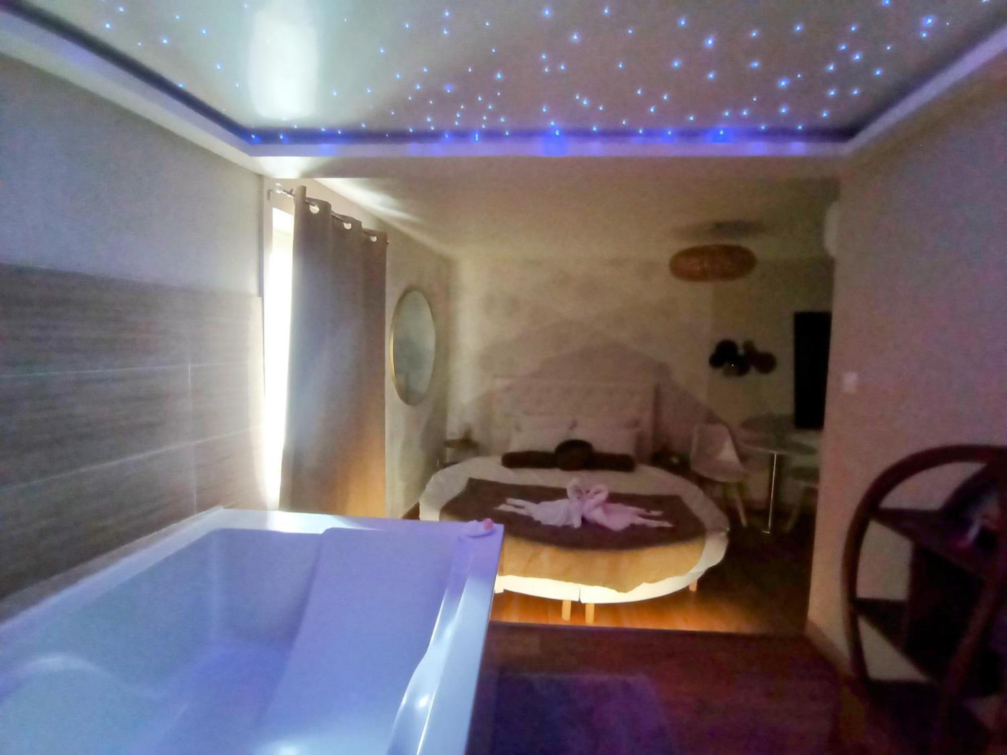 Studio Love Room Spa Baignoire Double La Ciotat Centre Port Dış mekan fotoğraf