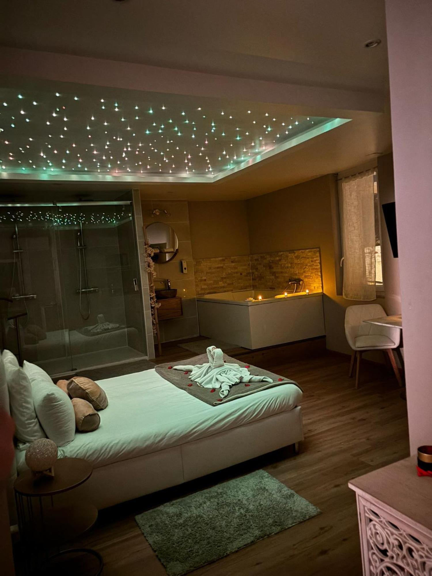 Studio Love Room Spa Baignoire Double La Ciotat Centre Port Dış mekan fotoğraf